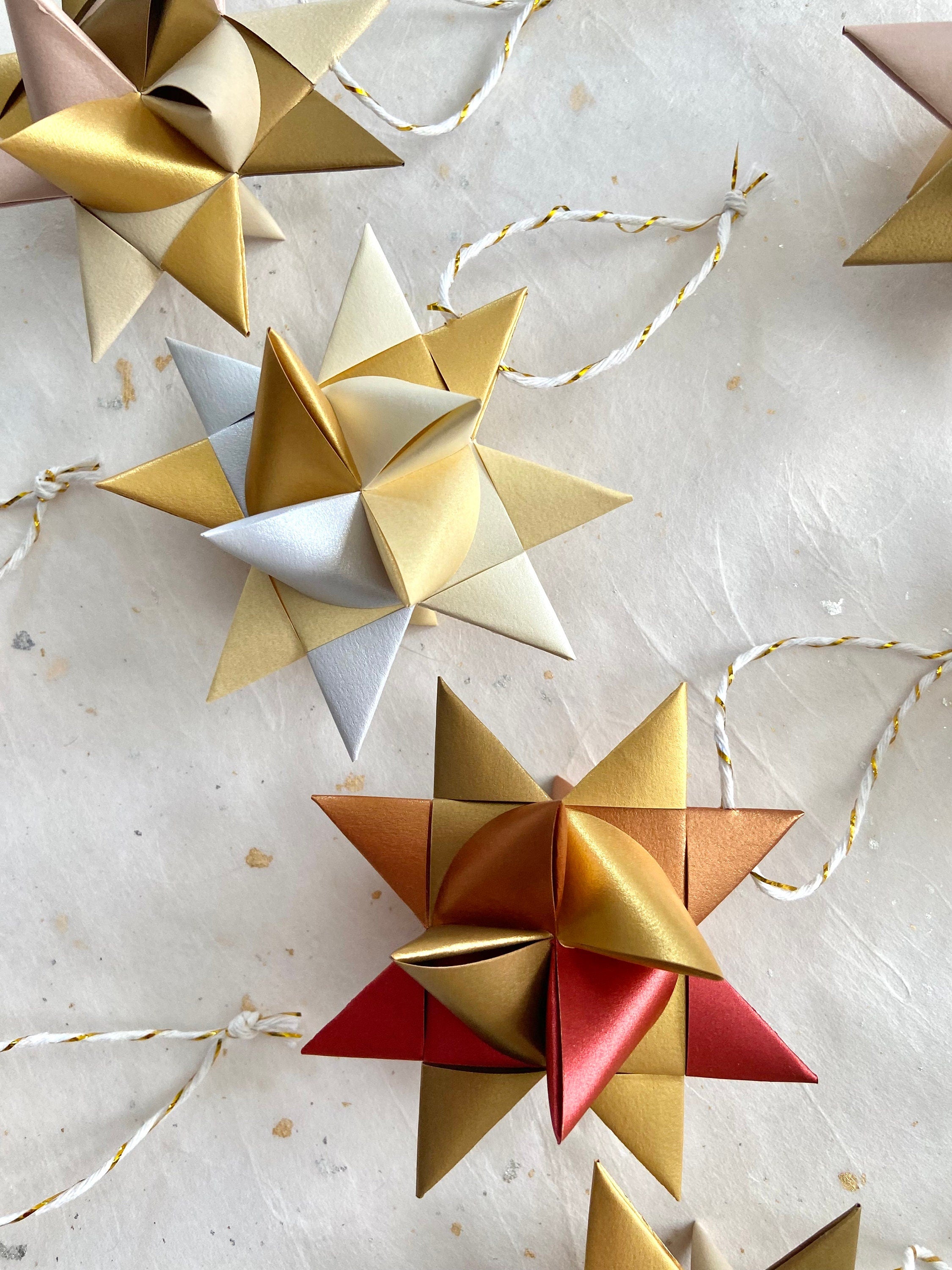 Shimmer Christmas Tree Mix~ Paper Star Ornaments (3 inch)