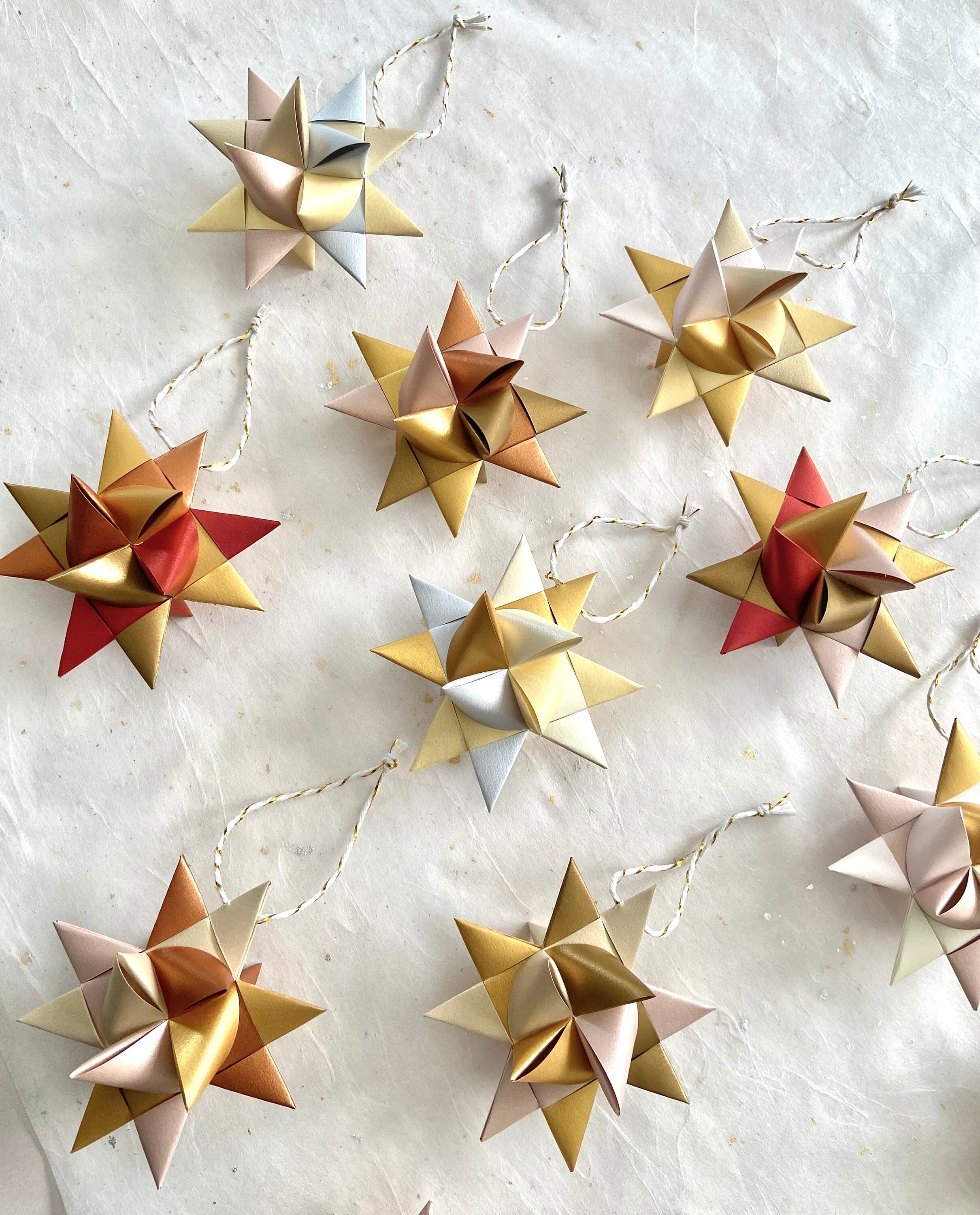 Shimmer Christmas Tree Mix~ Paper Star Ornaments (3 inch)